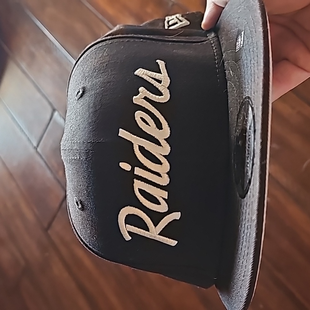 Raiders Snapback hat